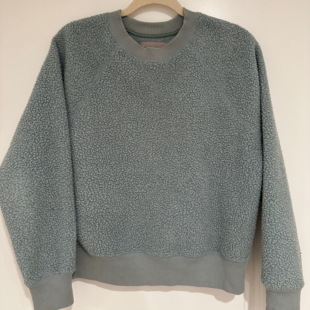 Everlane teal Sherpa crewneck